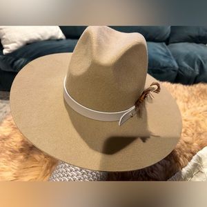 New Gigi Pip Emma Fedora Hat and accessories